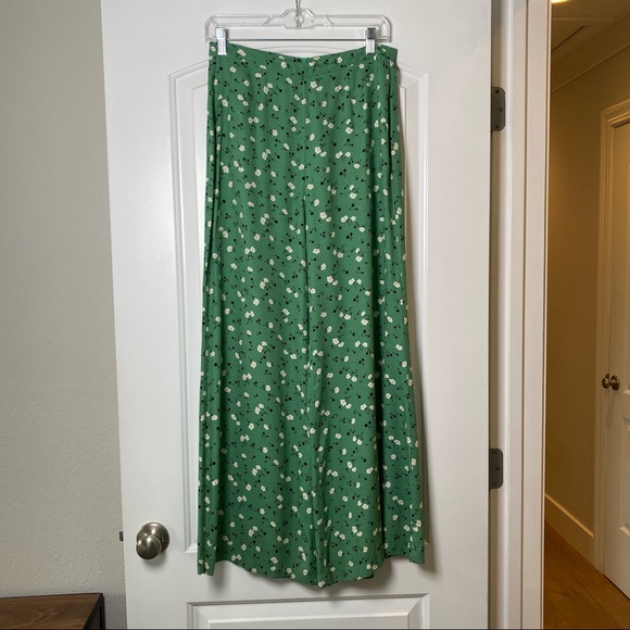 Reformation Green Floral Print Wide Leg Pants - Picture 3 of 6